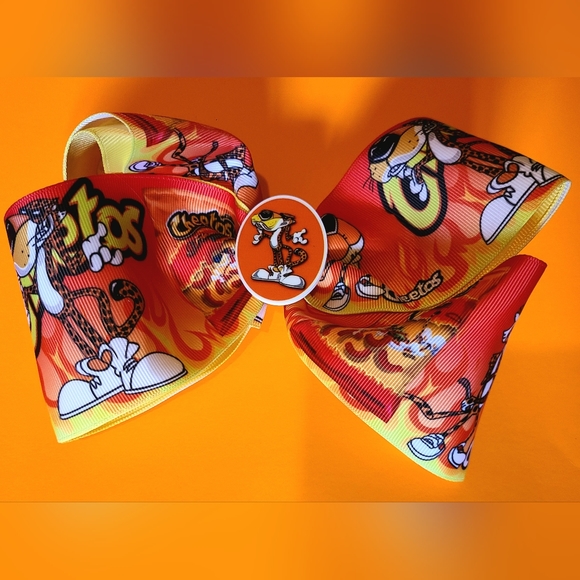 Handmade cheetohs Hairbow - Picture 1 of 2